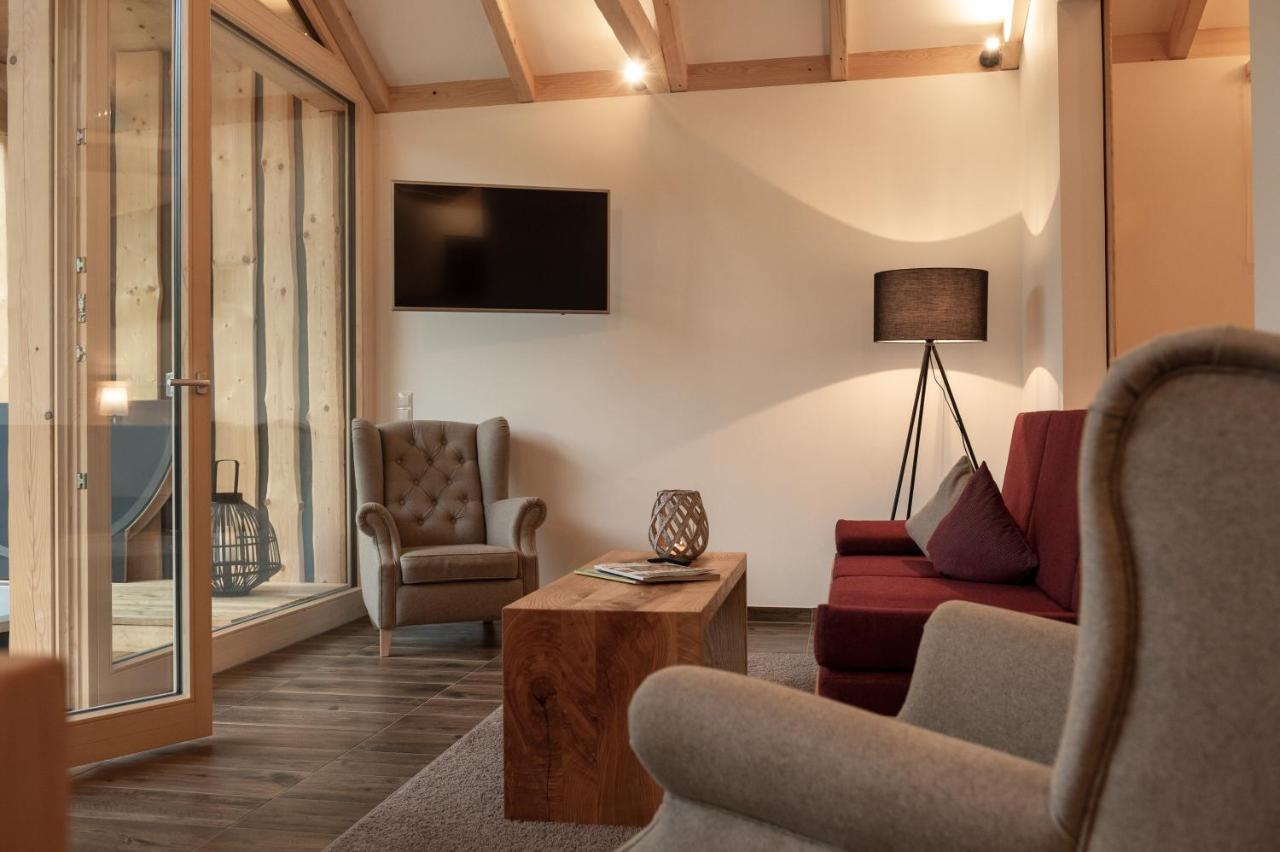 Forstgut - Premium Waldchalets Und Lodge Suiten Реген Екстериор снимка