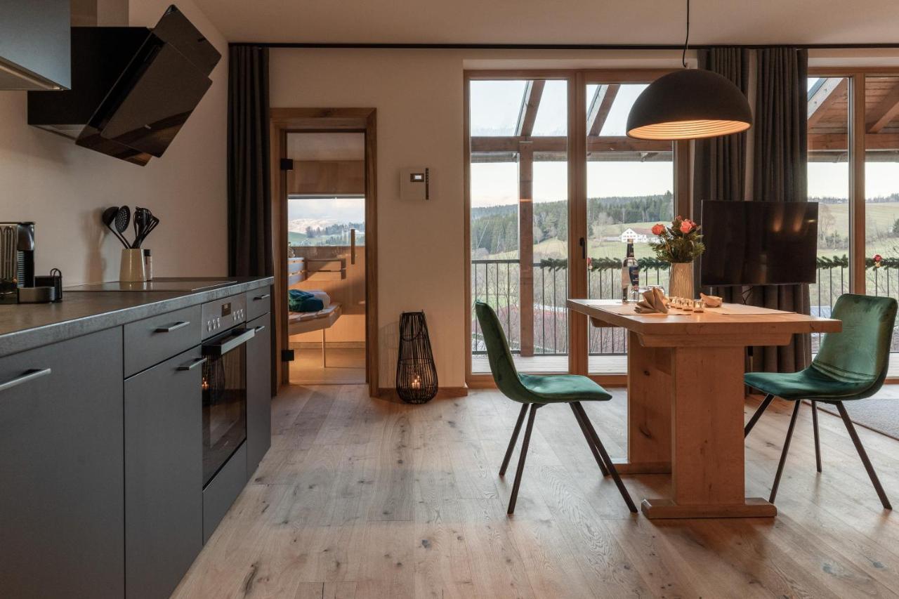 Forstgut - Premium Waldchalets Und Lodge Suiten Реген Екстериор снимка