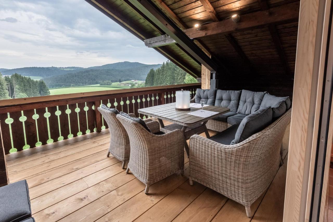 Forstgut - Premium Waldchalets Und Lodge Suiten Реген Екстериор снимка